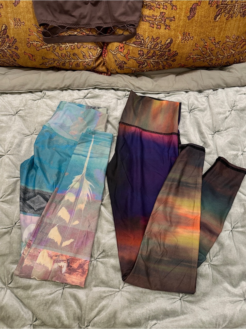Teeki leggings and VS bra bundle!